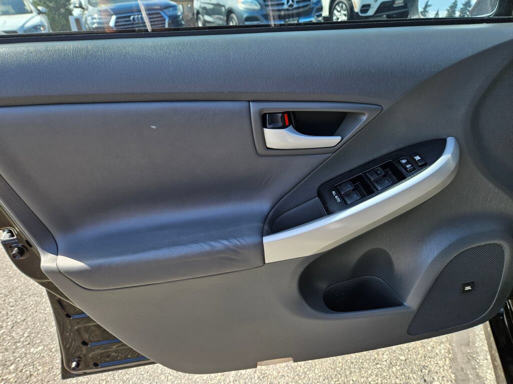 Used 2010 Toyota Prius Three FWD image 16