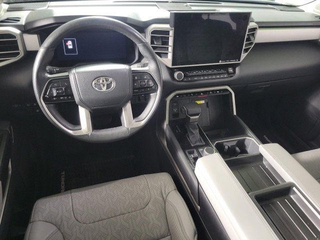 Used 2022 Toyota Tundra Limited image 2