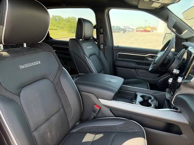 New 2027 RAM 1500 Laramie w/ Night Edition AWD/4WD image 10