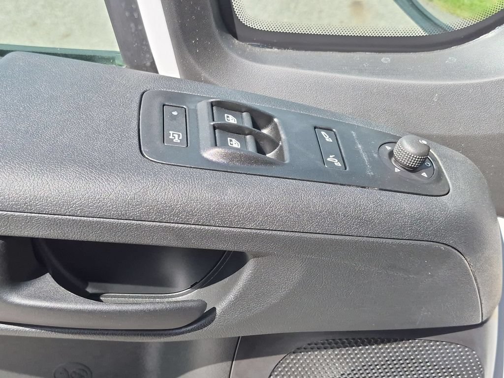 New 2026 RAM ProMaster 1500 w/ Convenience Group FWD image 11