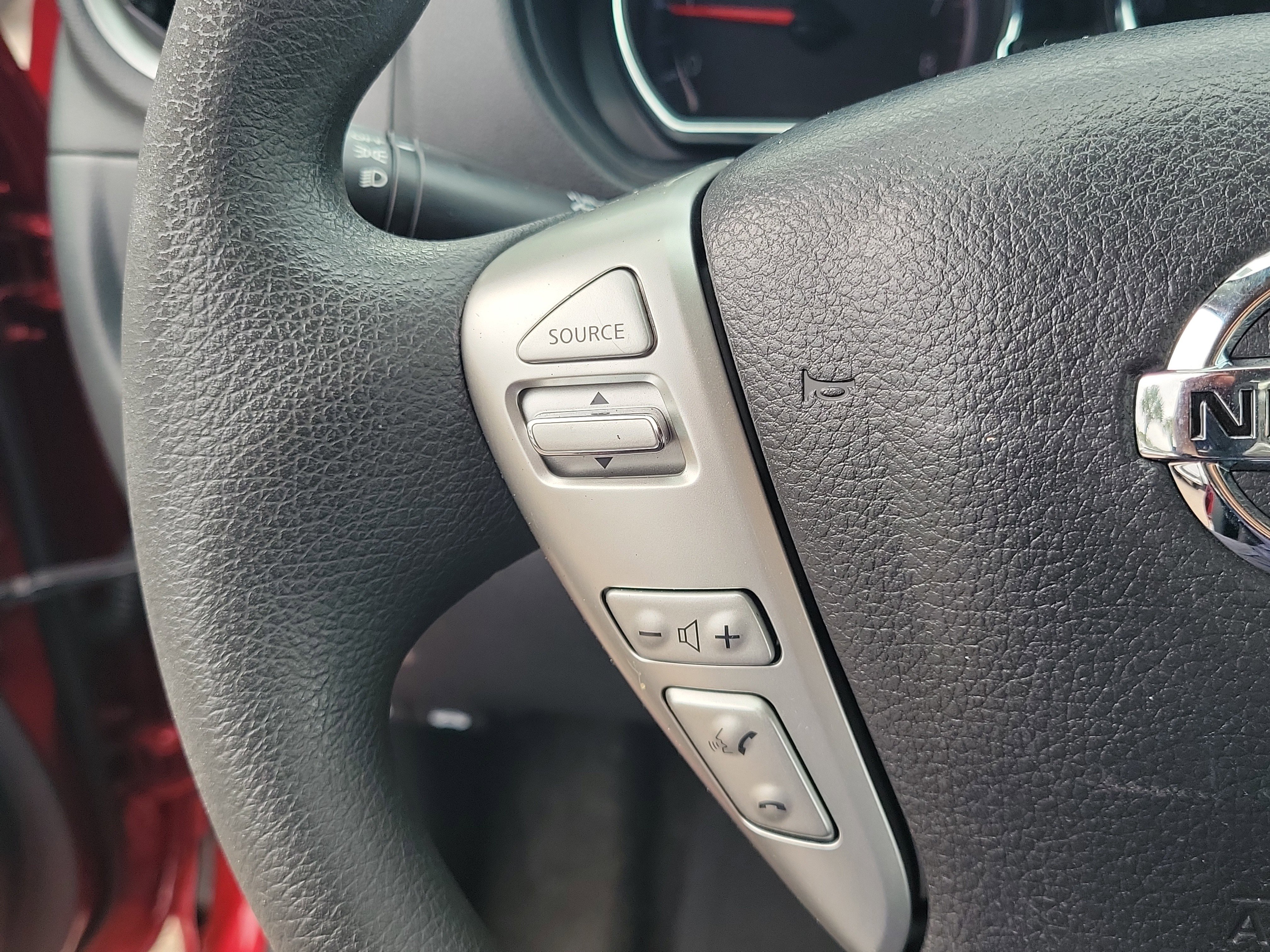 Used 2017 Nissan Versa SV image 27