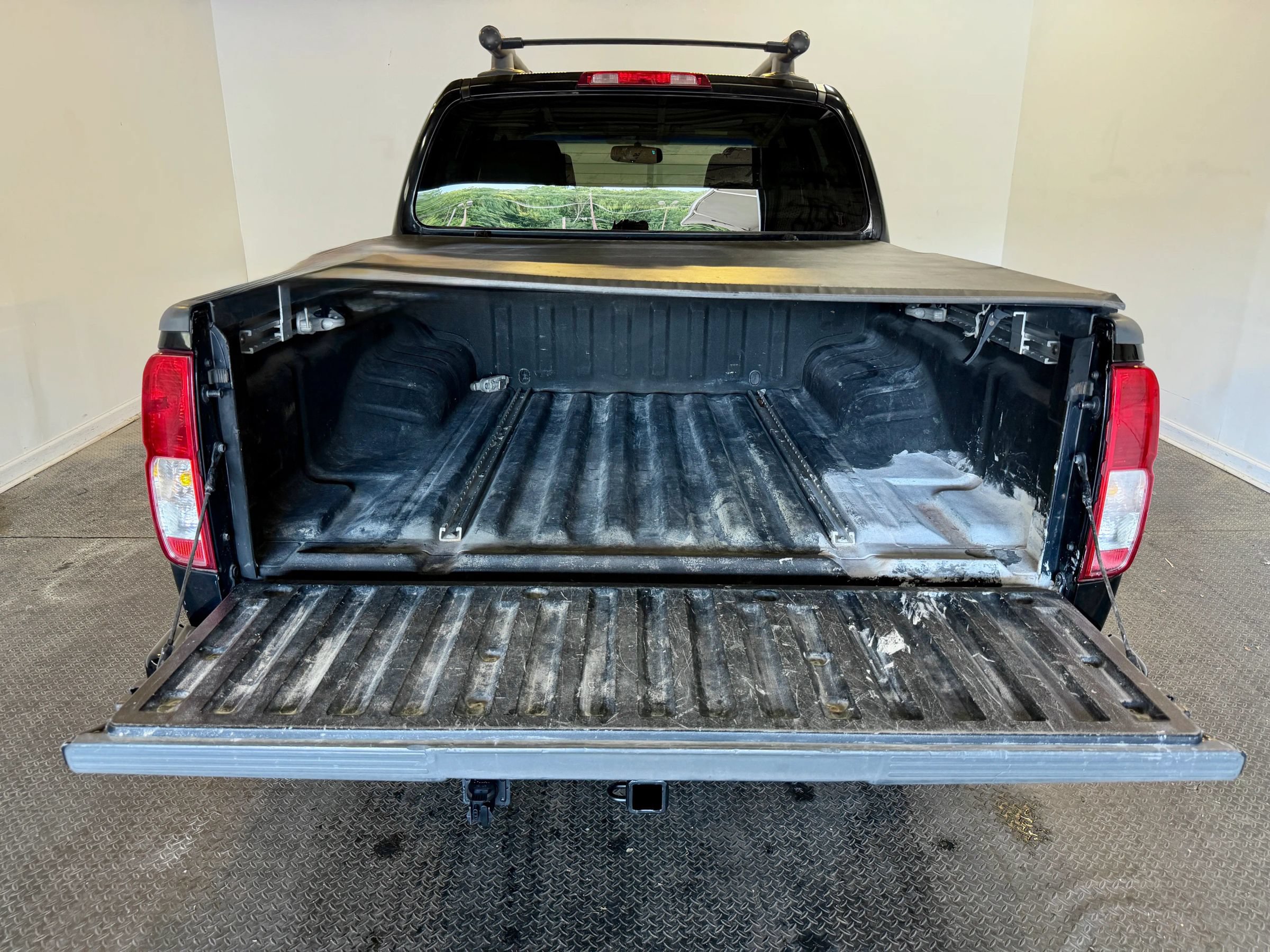 Used 2008 Nissan Frontier LE AWD/4WD image 37