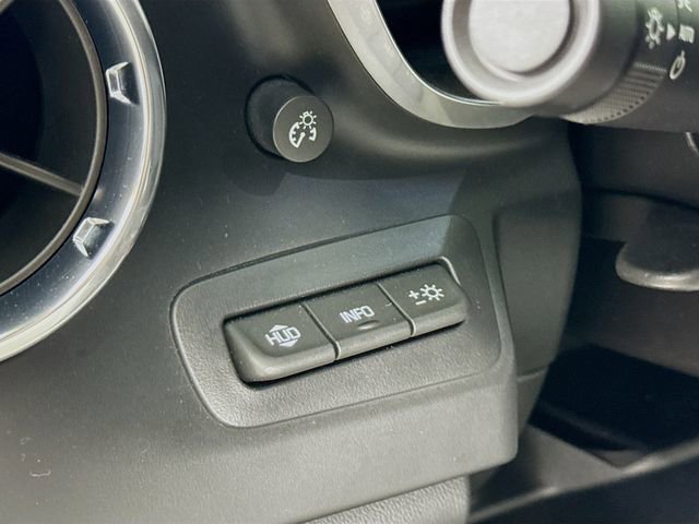 Used 2018 Chevrolet Camaro SS image 10