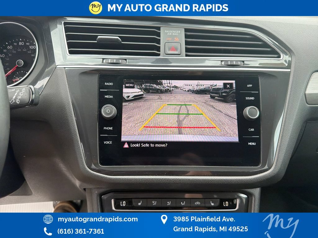 Used 2020 Volkswagen Tiguan SE AWD/4WD image 22