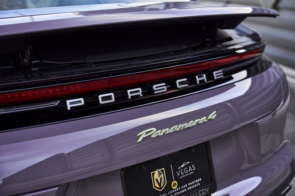 Used 2025 Porsche Panamera 4 w/ Premium Package image 11