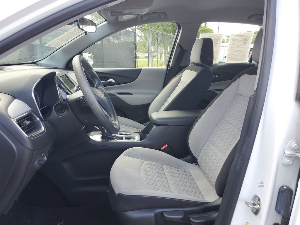 Used 2022 Chevrolet Equinox LS FWD image 23