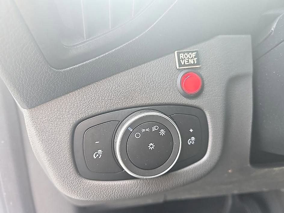 Used 2022 Ford Transit Connect XL w/ CNG/LPG Engine Prep Package image 16