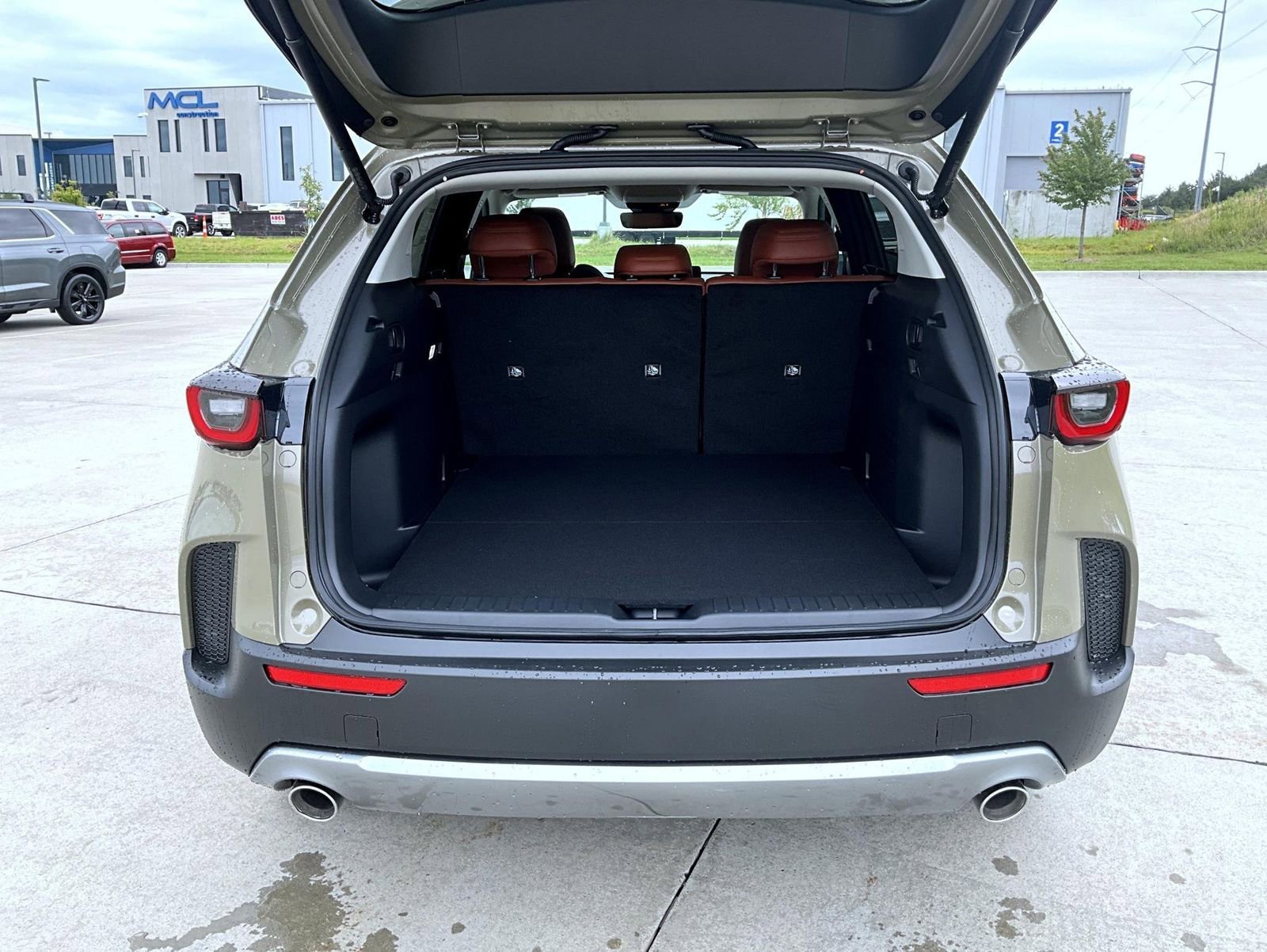 Certified 2025 MAZDA CX-50 Meridian Edition w/ Apex Package image 9