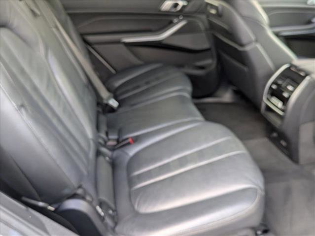 Used 2020 BMW X7 xDrive40i w/ Premium Package image 22