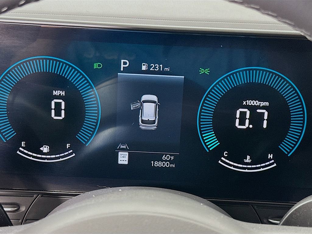 Used 2024 Hyundai Kona SEL image 12