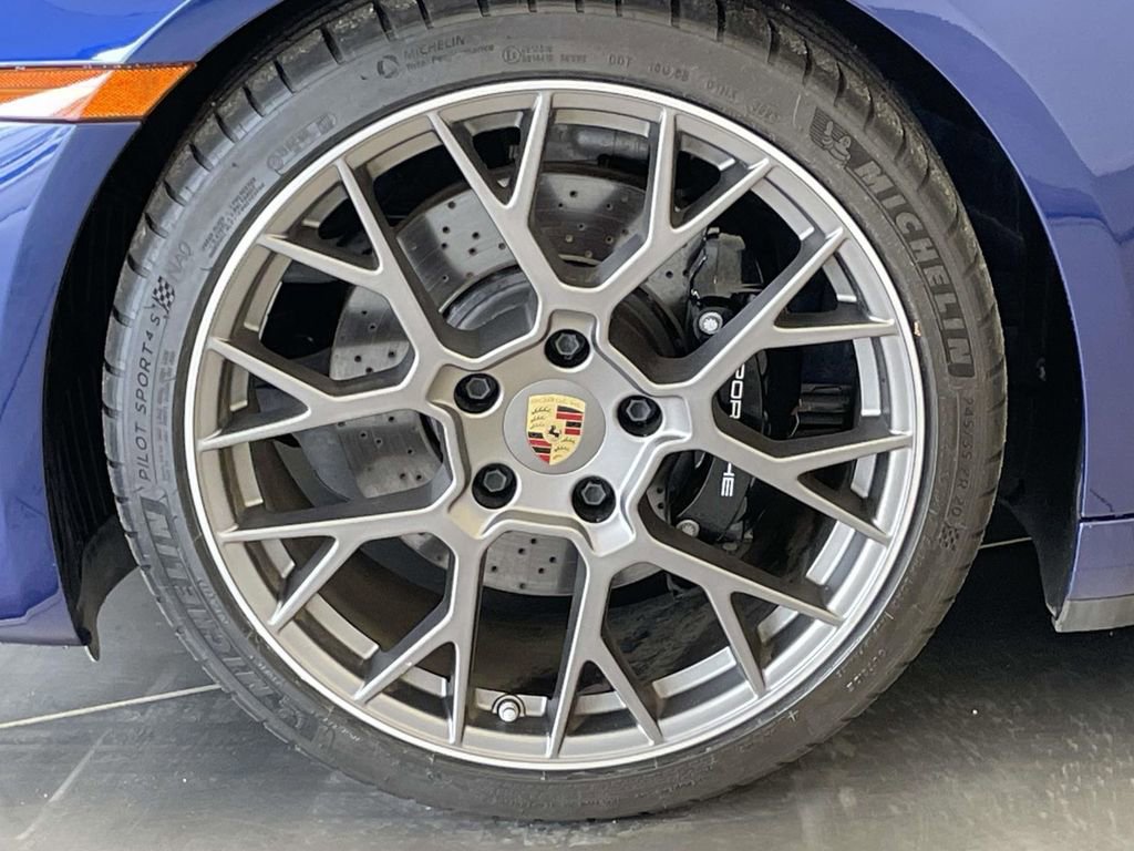 Certified 2024 Porsche 911 Carrera 4S AWD/4WD image 11