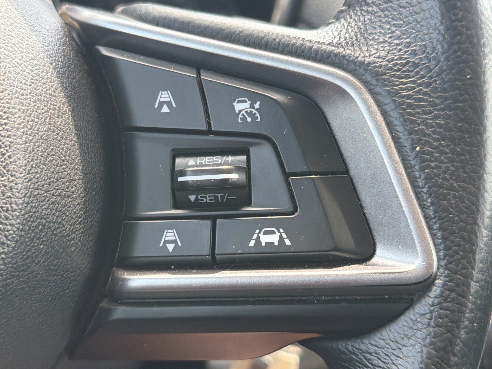 Used 2018 Subaru Legacy 2.5i Premium AWD/4WD image 10