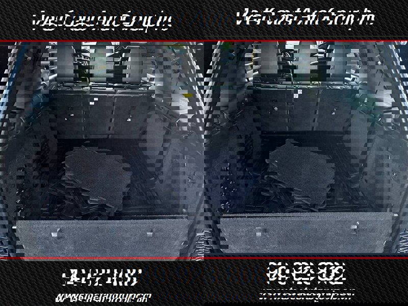 Used 2020 Land Rover Discovery HSE image 21