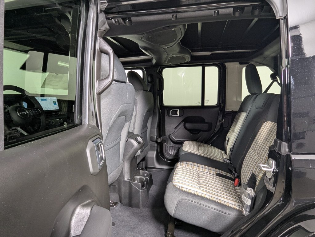 New 2026 Jeep Wrangler Unlimited Sport AWD/4WD image 25