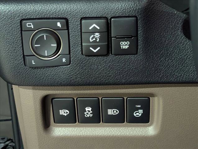 Used 2023 Lexus GX 460 Premium w/ Premium Plus Package image 13