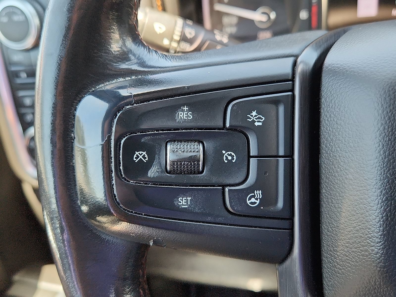 Used 2020 GMC Sierra 1500 AT4 w/ Off-Road Performance Package AWD/4WD image 18