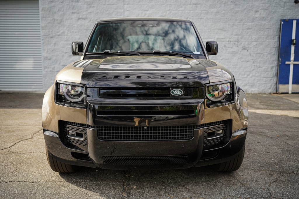 Used 2022 Land Rover Defender 110 X image 5