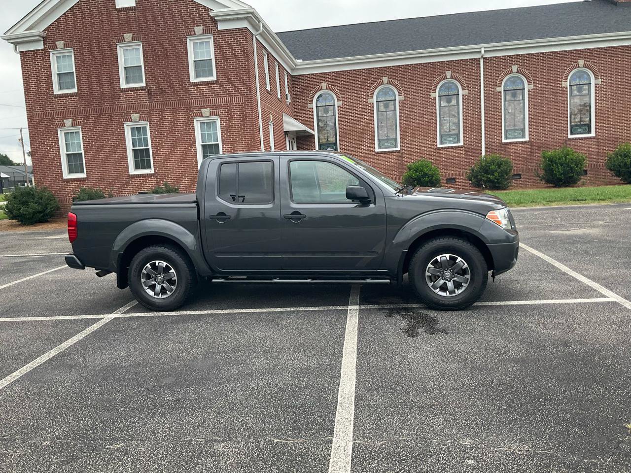 Used 2014 Nissan Frontier Desert Runner RWD image 3