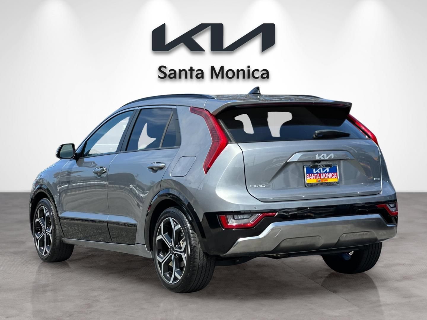 Certified 2023 Kia Niro SX Touring FWD image 4