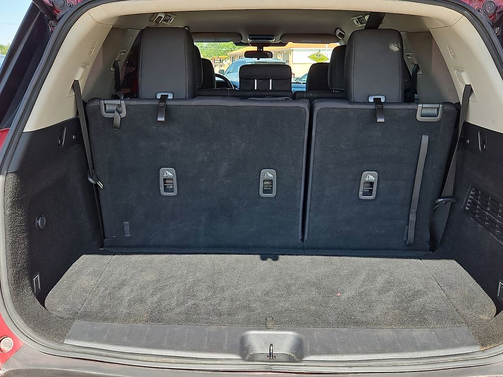 Used 2022 Nissan Pathfinder SV FWD image 10