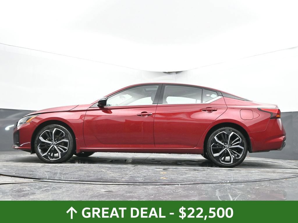 Used 2024 Nissan Altima 2.5 SR w/ SR Premium Package image 53