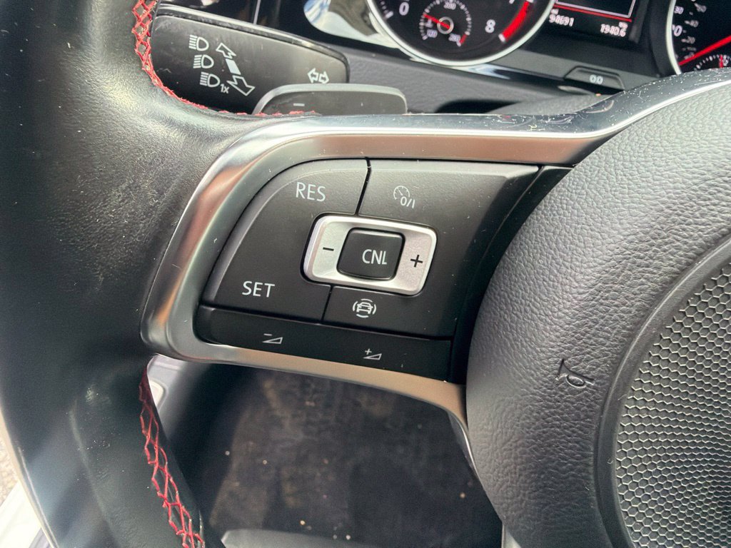 Used 2021 Volkswagen GTI SE FWD image 16