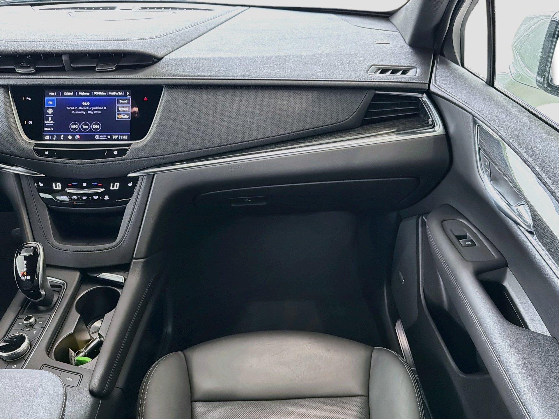Certified 2022 Cadillac XT5 Premium Luxury FWD image 20