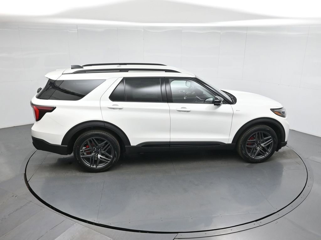 New 2026 Ford Explorer ST-Line w/ ST-Line Street Pack RWD image 52