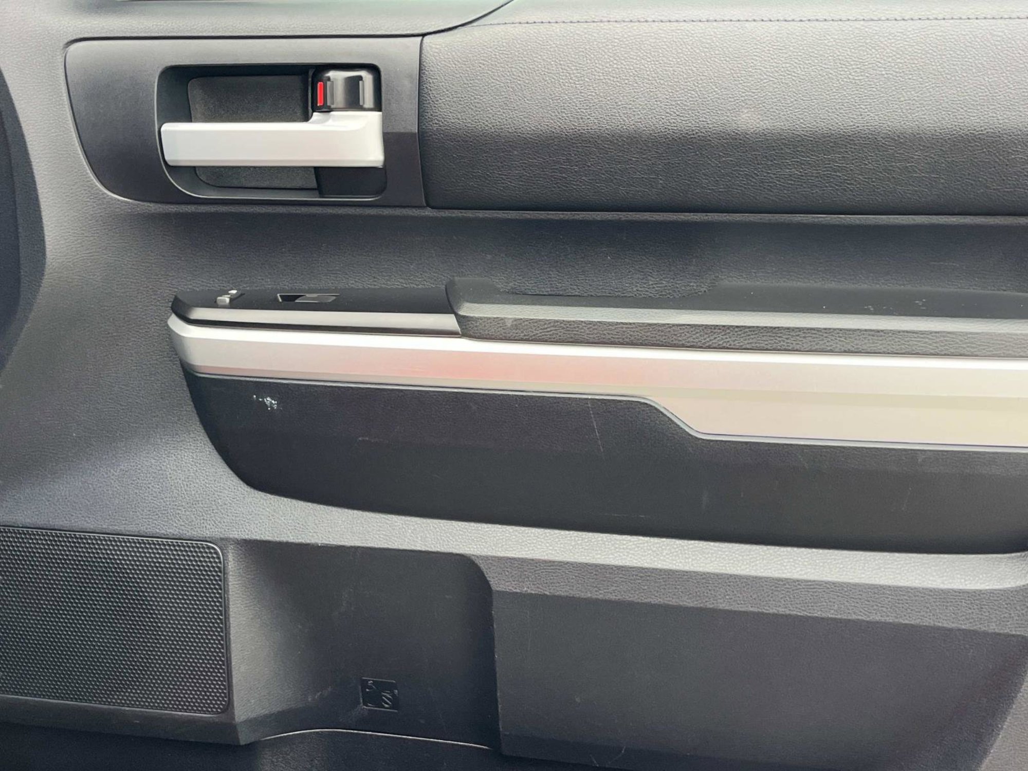 Used 2014 Toyota Tundra SR5 image 18