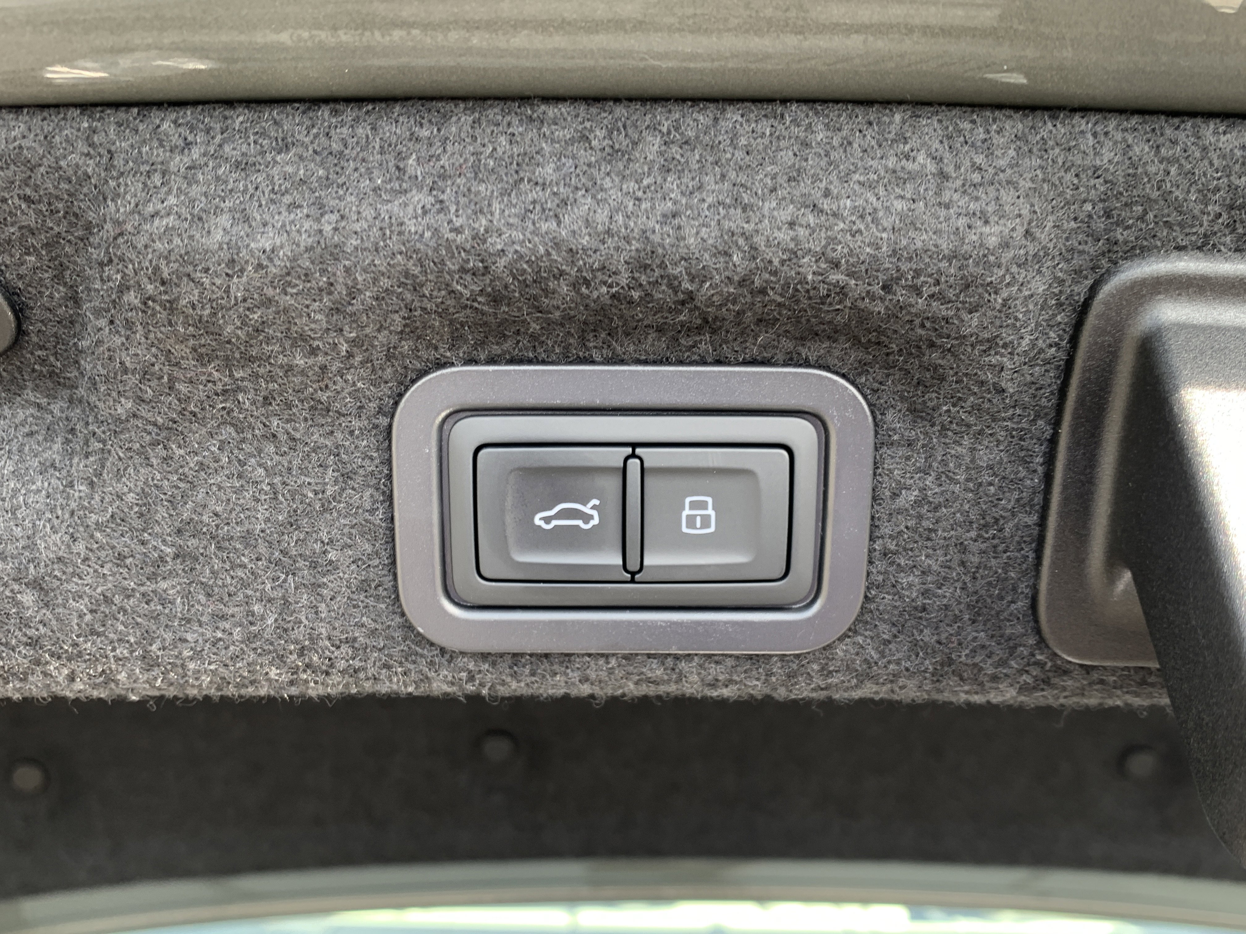 New 2026 Audi A6 Premium Plus AWD/4WD image 25