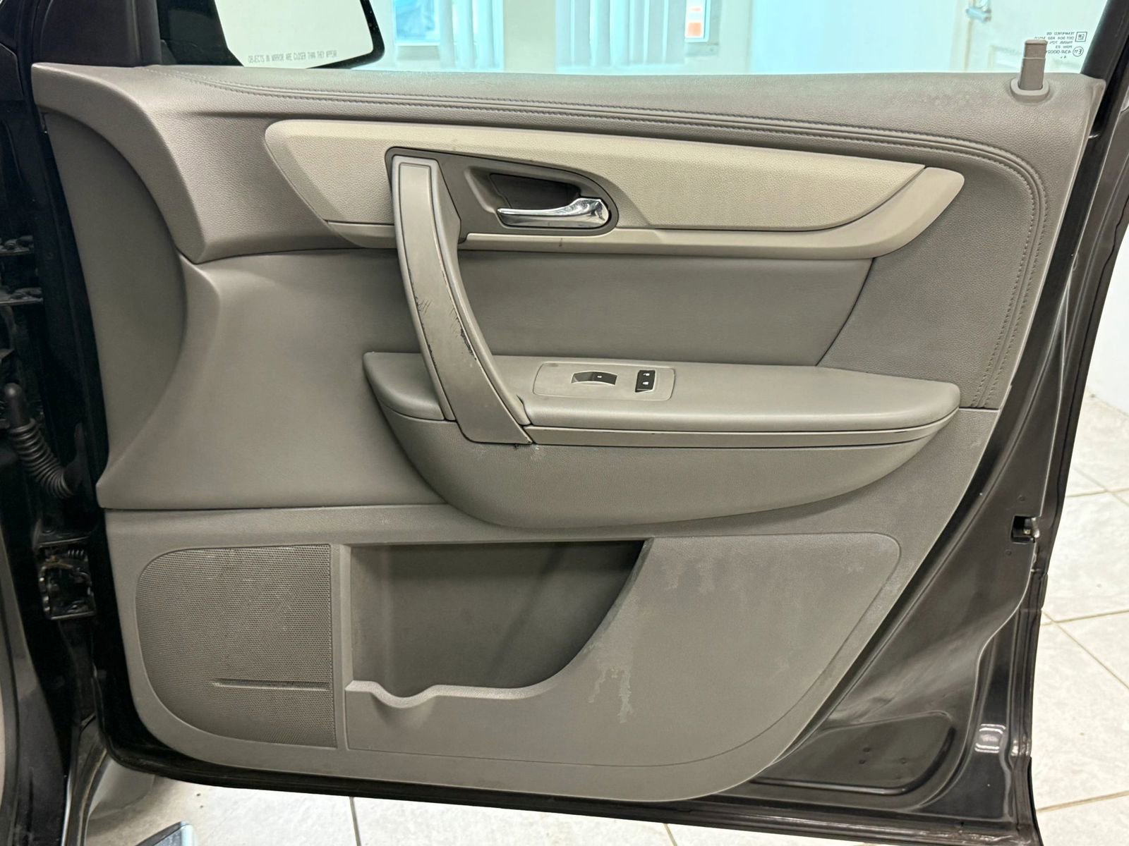 Used 2015 Chevrolet Traverse LS image 24