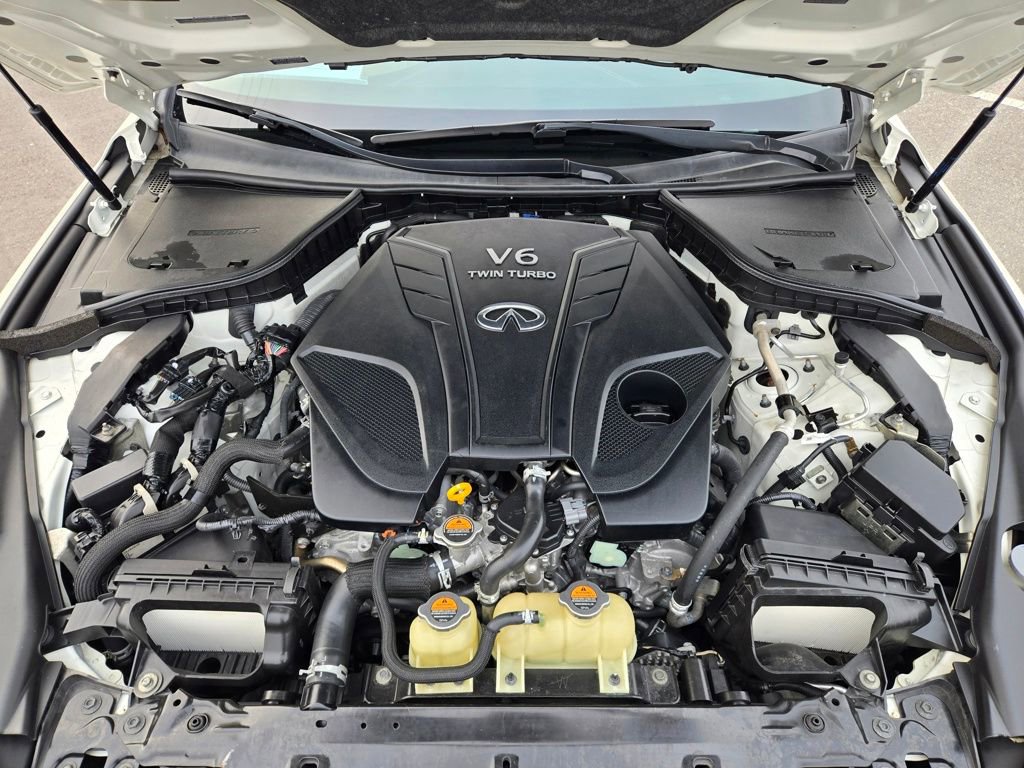 Used 2019 INFINITI Q50 Luxe w/ Essential Package (3.0T Luxe) image 17