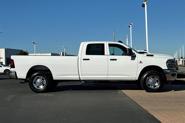 New 2026 RAM 3500 Tradesman w/ Chrome Appearance Group A AWD/4WD image 3