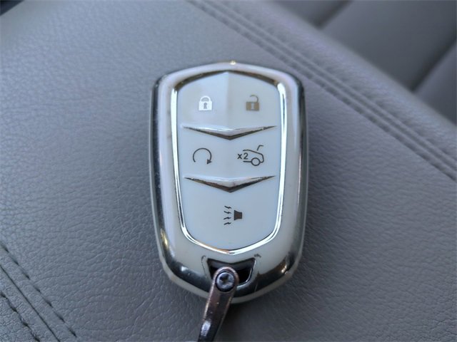 Used 2021 Cadillac XT4 Luxury w/ Driver Awareness Package image 36