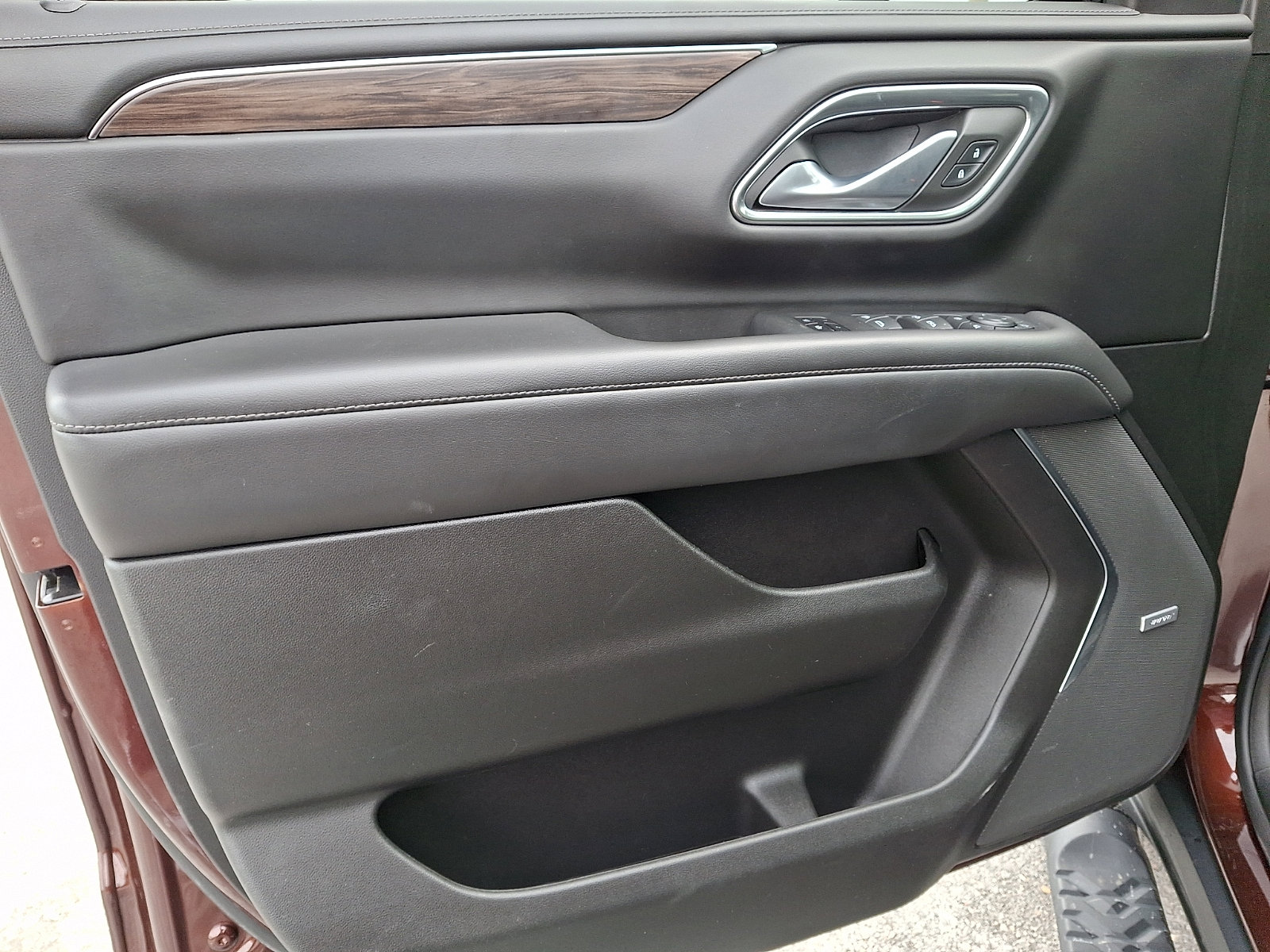 Certified 2022 Chevrolet Tahoe Z71 w/ Luxury Package image 13