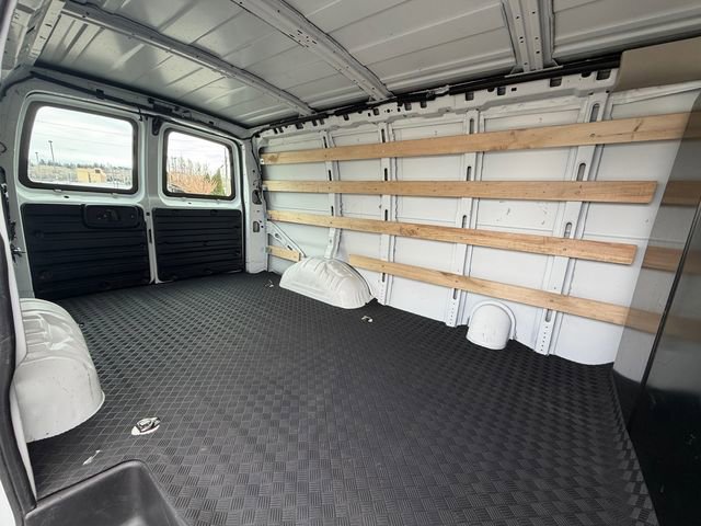 Used 2024 Chevrolet Express 2500 w/ Driver Convenience Package image 32