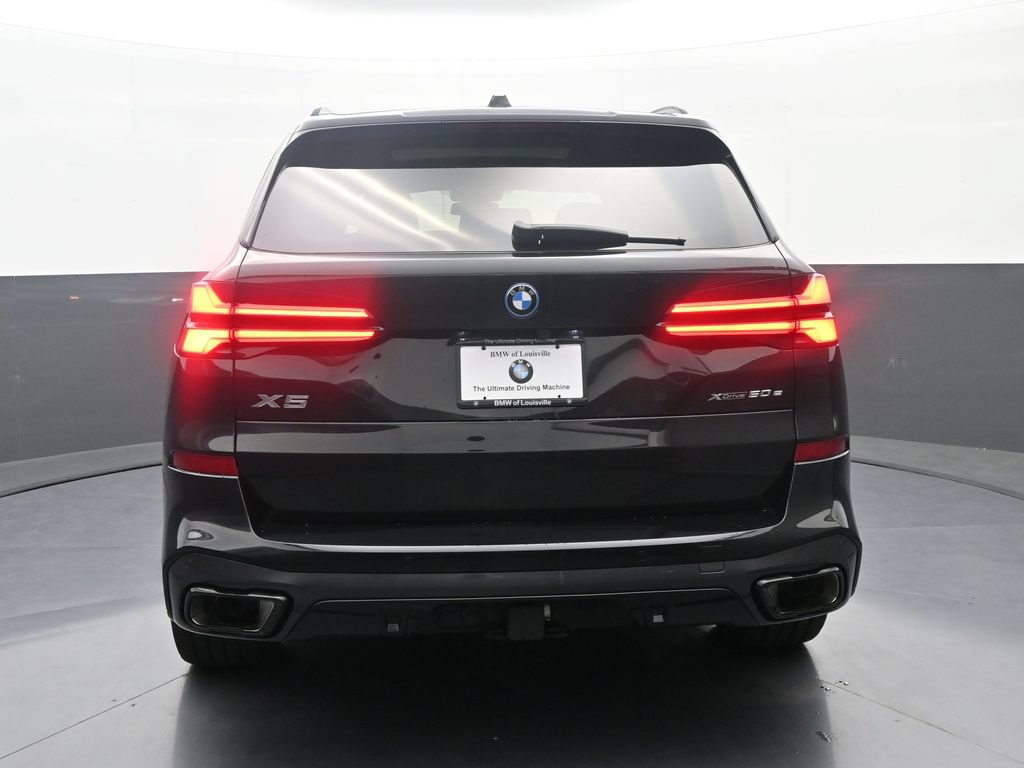 New 2026 BMW X5 xDrive50e w/ M Sport Package AWD/4WD image 6