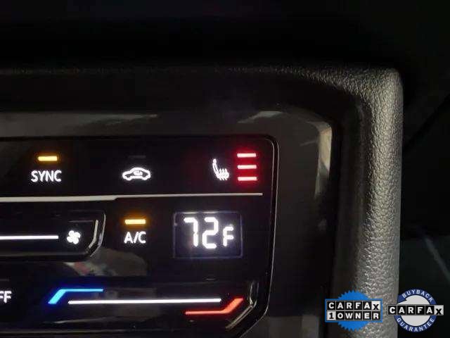 Used 2023 Volkswagen Tiguan SE w/ Panoramic Sunroof Package image 57