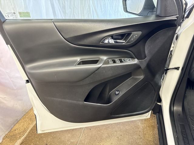 Certified 2024 Chevrolet Equinox LT w/ LPO, Floor Liner Package image 21