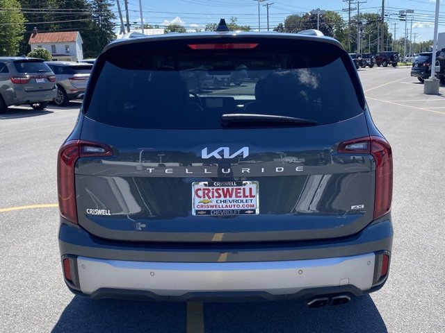 Used 2023 Kia Telluride S image 4