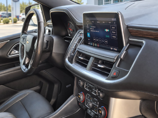 Used 2021 Chevrolet Tahoe LT w/ LT Signature Package RWD image 12