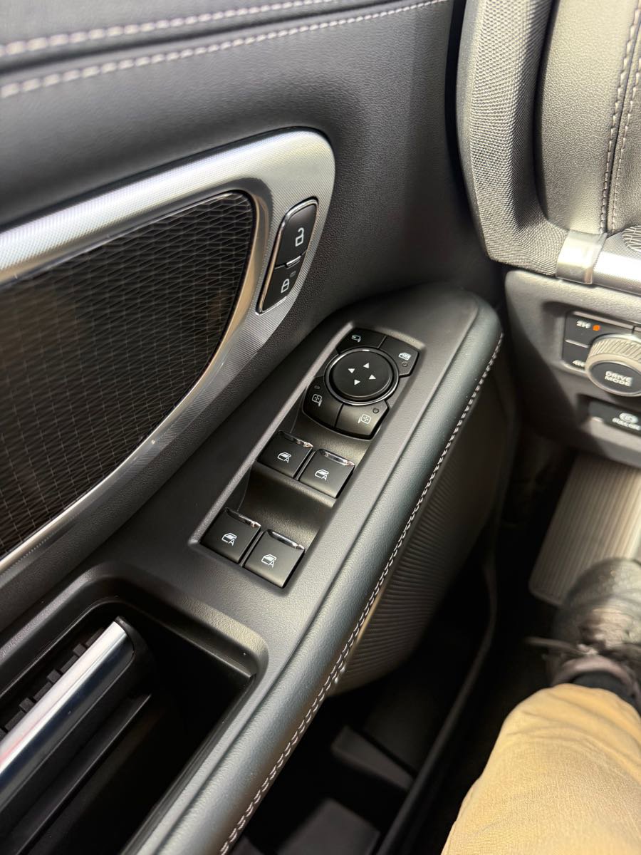 New 2025 Ford Expedition Max Platinum image 30