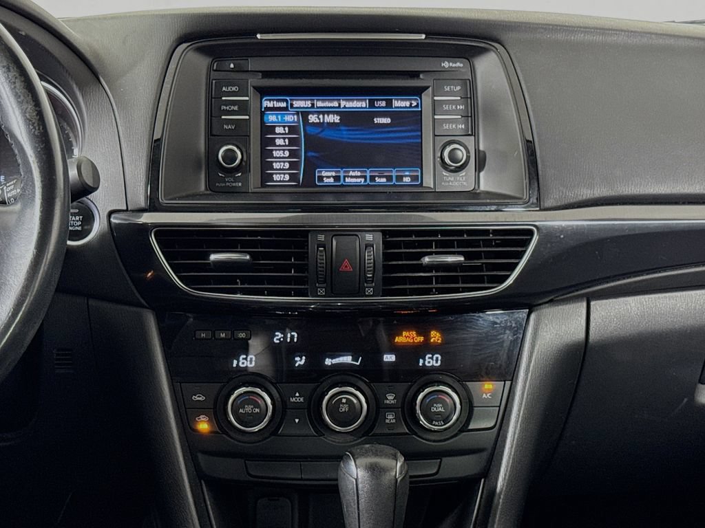 Used 2015 MAZDA MAZDA6 Touring w/ Touring Technology Package FWD image 8