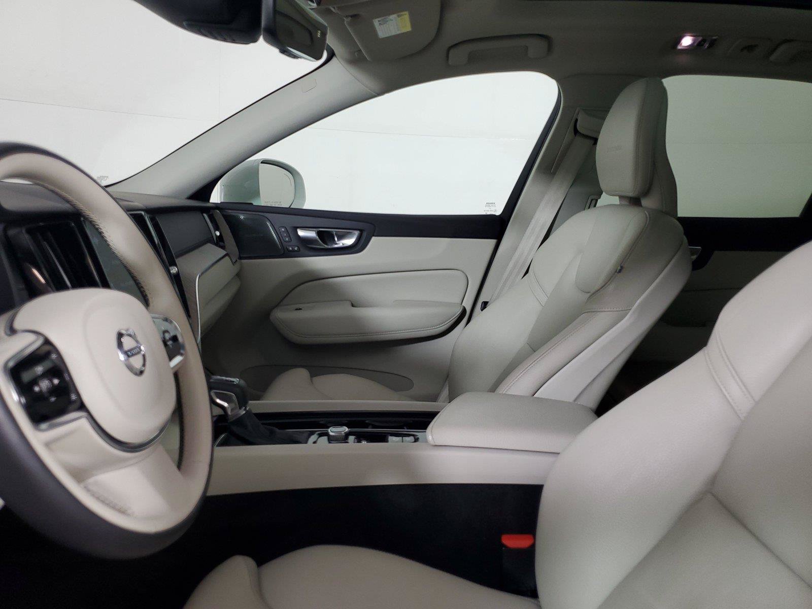 Used 2019 Volvo XC60 T5 Inscription AWD/4WD image 22