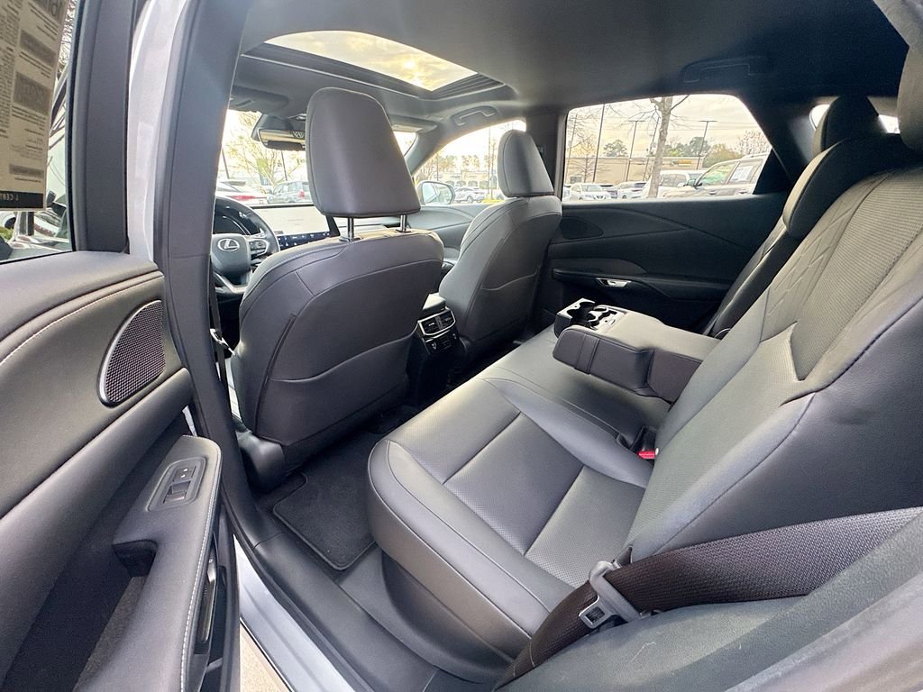 Used 2024 Lexus RX 350 Premium w/ Accessory Package (Z1) image 32