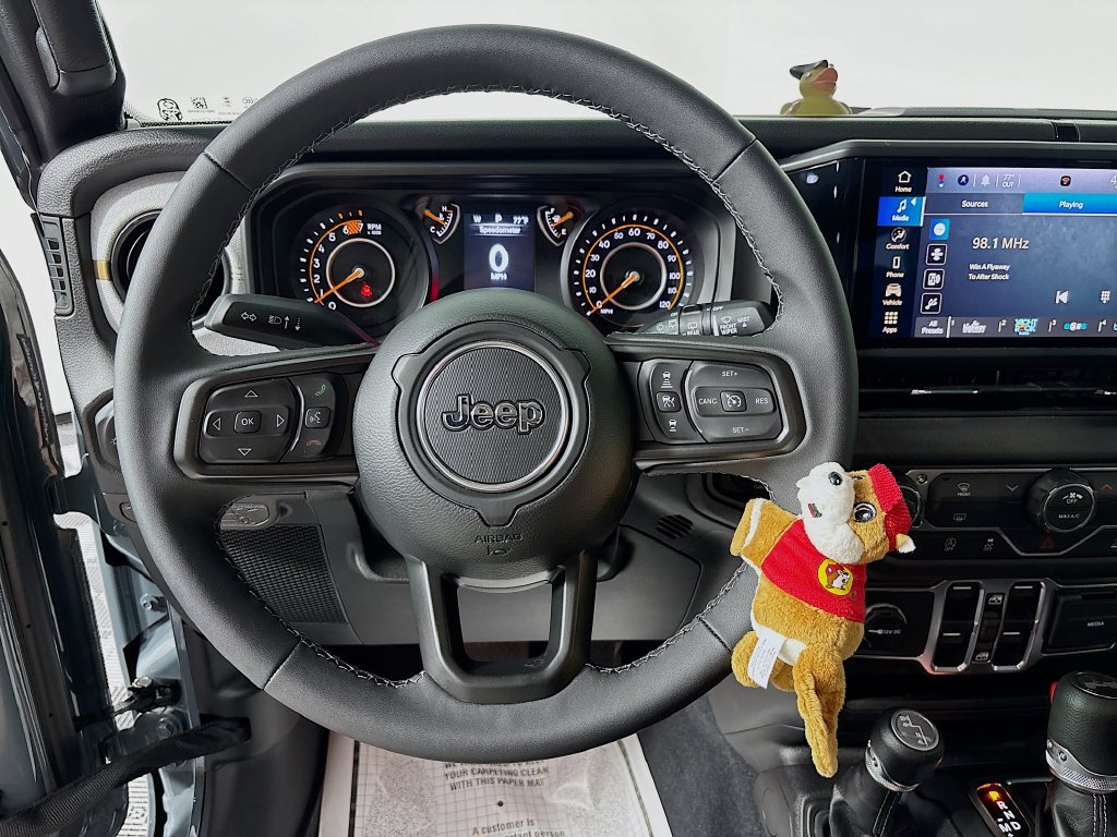 Used 2026 Jeep Wrangler Unlimited Sport AWD/4WD image 12