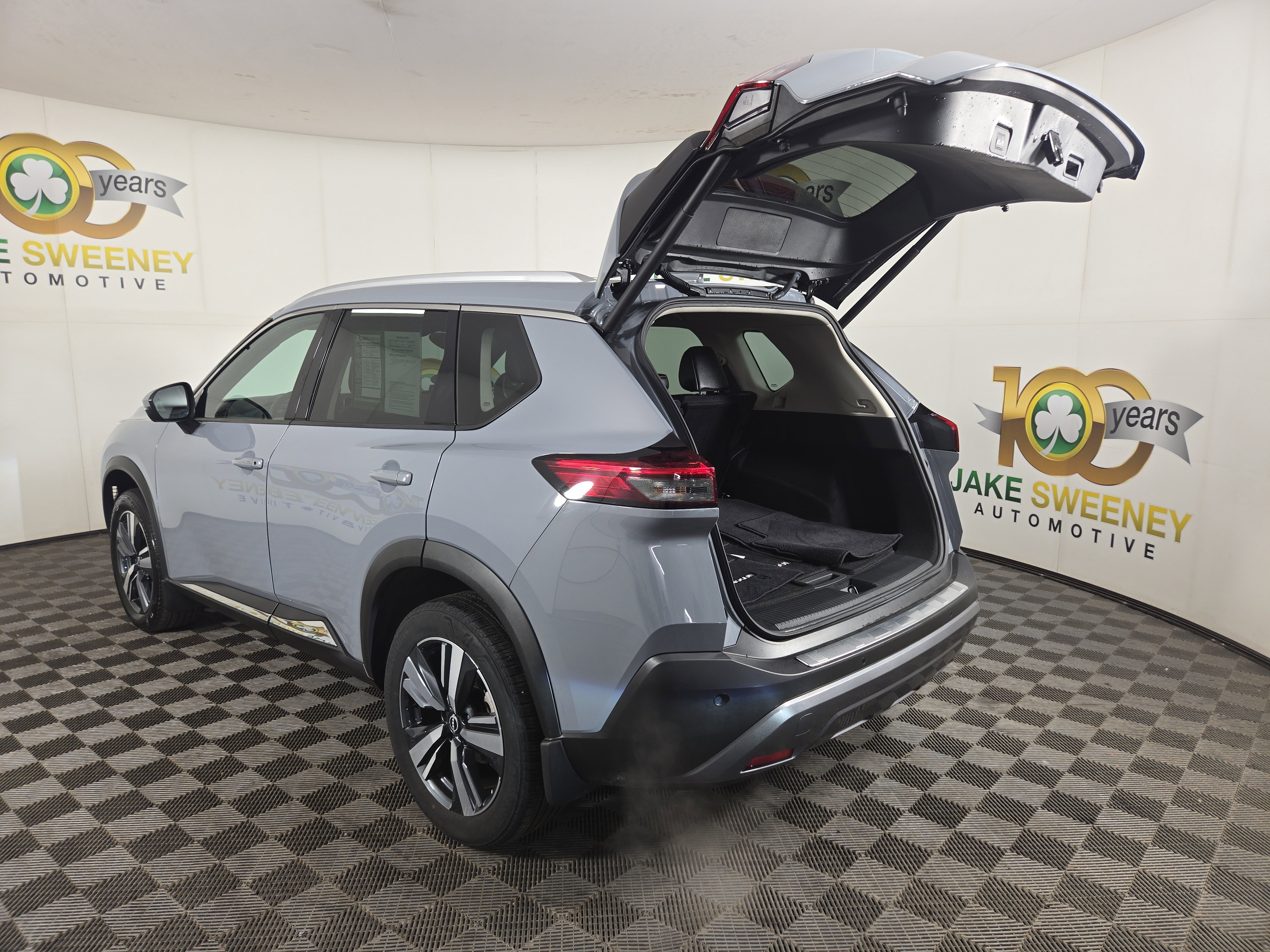 Used 2023 Nissan Rogue SL image 31