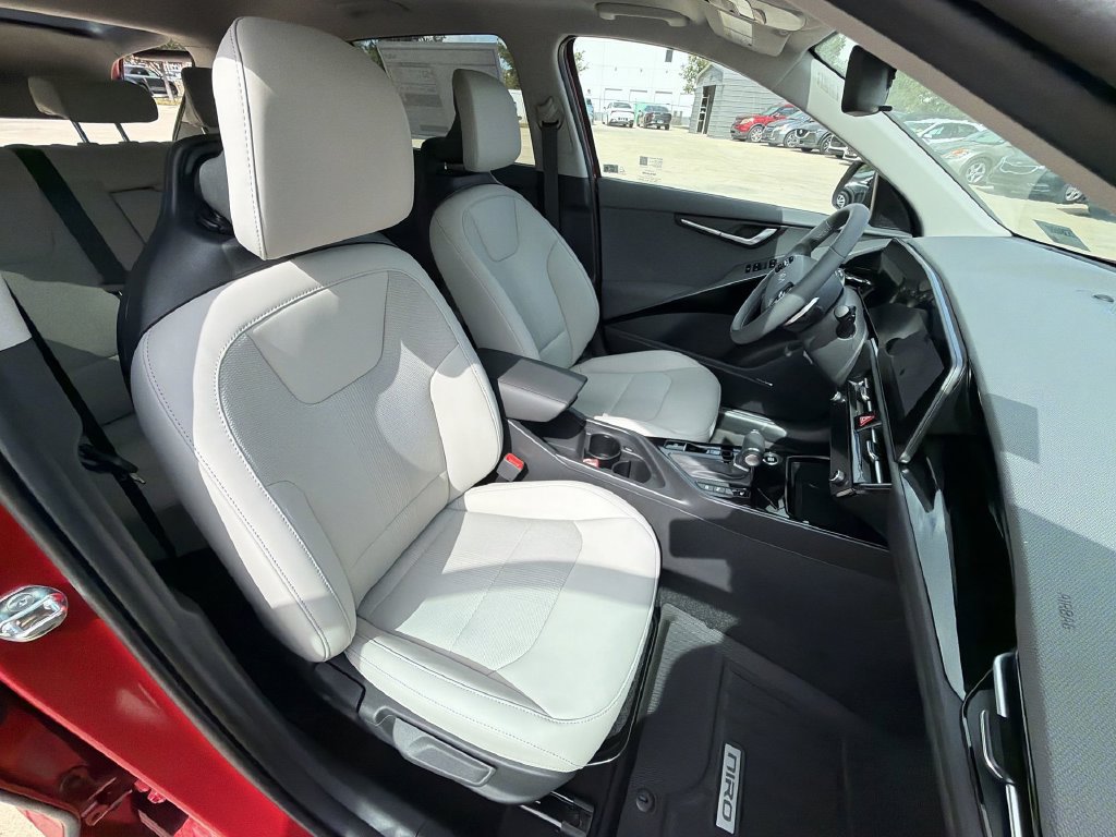 New 2026 Kia Niro EX FWD image 26