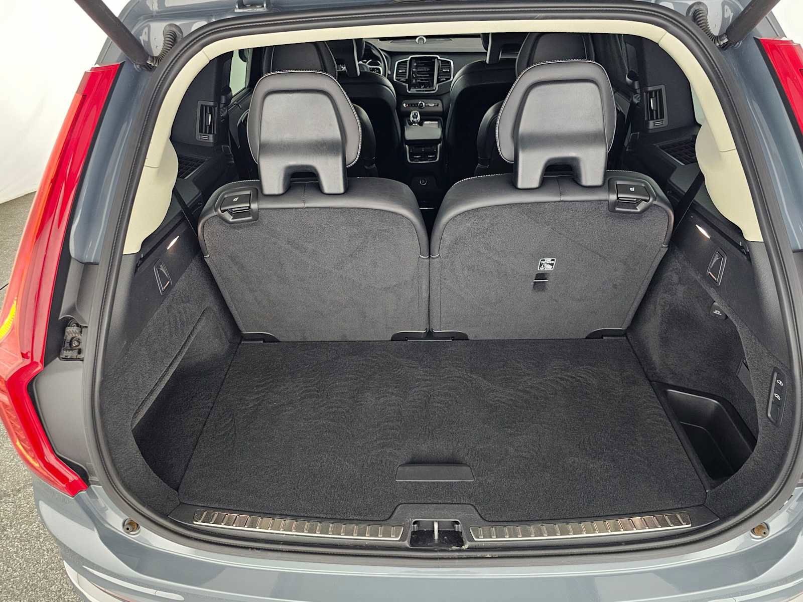 Used 2020 Volvo XC90 T8 Inscription image 15