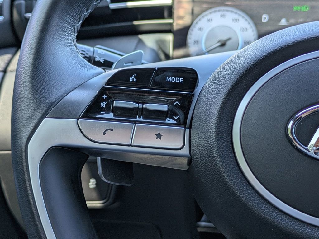 Used 2022 Hyundai Santa Cruz Limited image 25